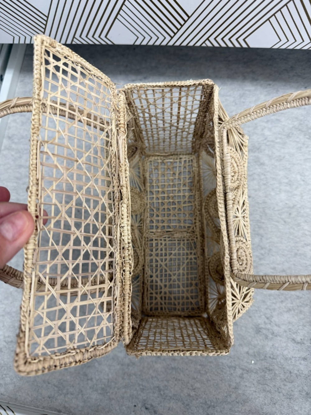 Box Purse - Picture 6 of 6